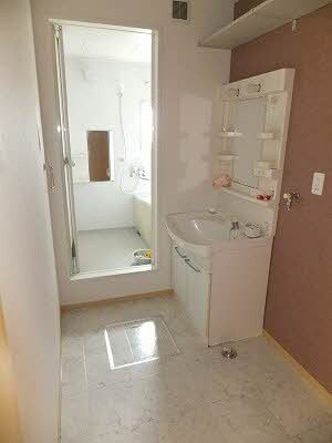  メゾン　ダイイチ