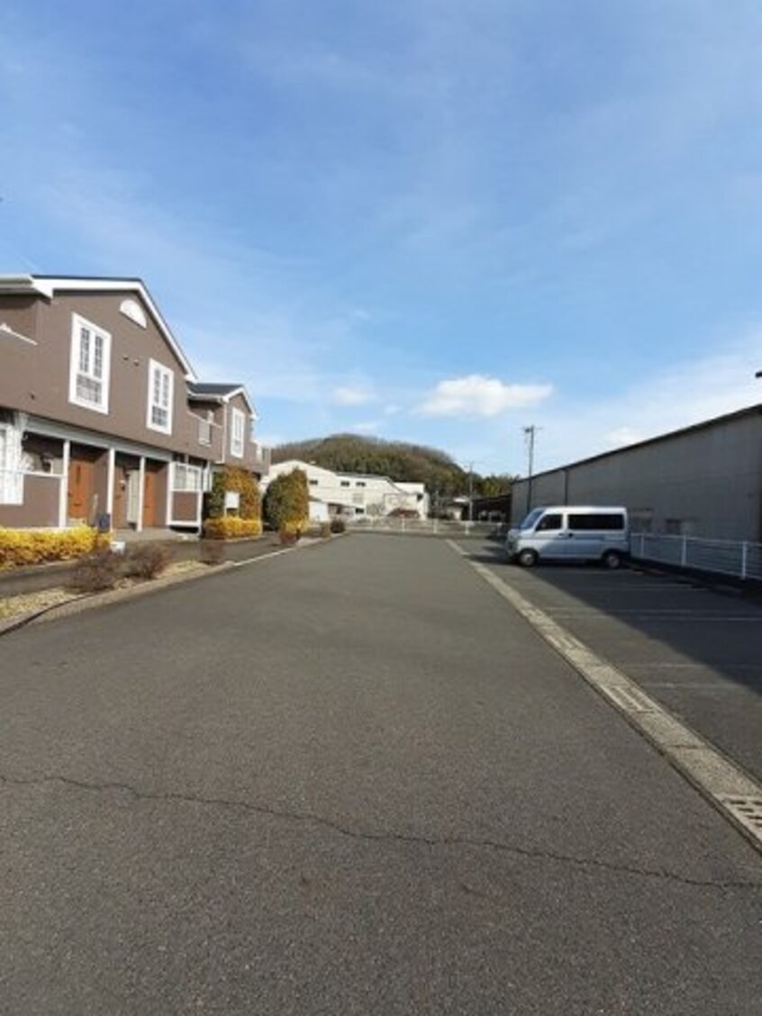  サン・ビ・アレイド加茂Ｃ