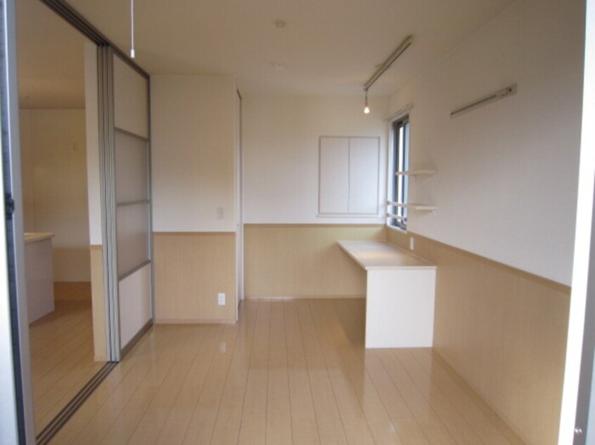  メゾンソレイユB棟