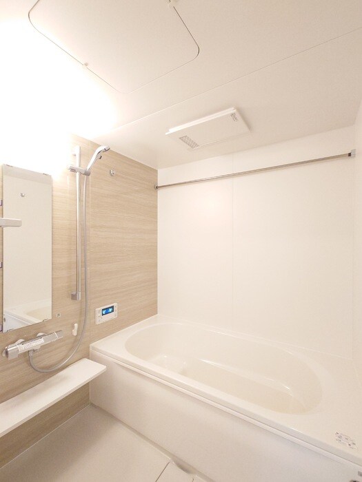  Ｄ-ｒｏｏｍＴＳＵＣＨＩＹＡ