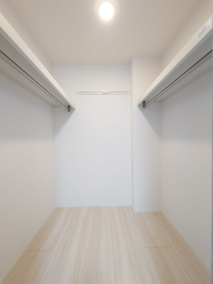  Ｄ-ｒｏｏｍＴＳＵＣＨＩＹＡ