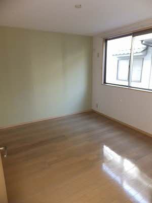  スターライトB棟