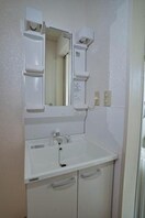  パインヒルズ東深津　A棟