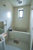  パインヒルズ東深津　A棟