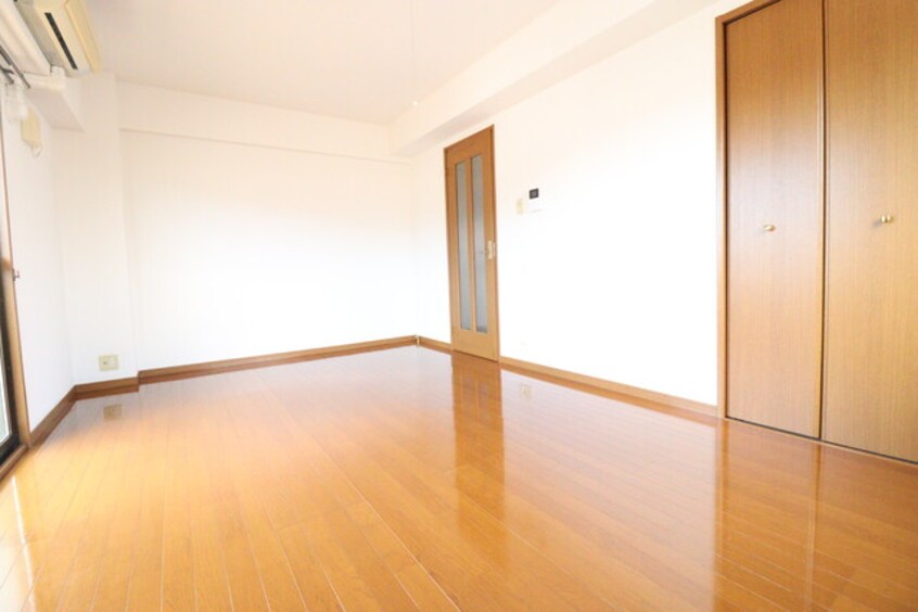  AT.LIFE大門