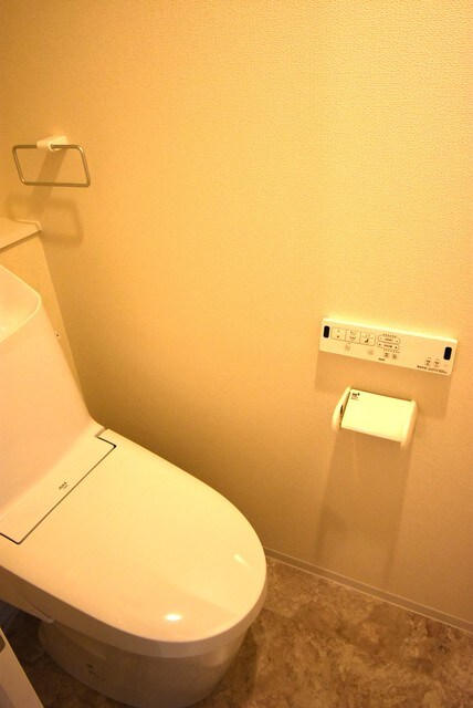  月光東福山駅前