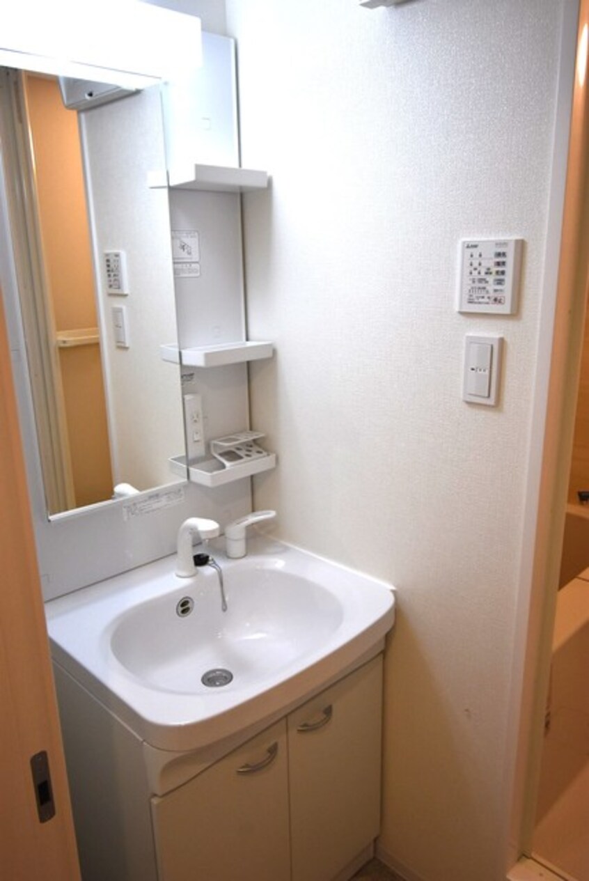  月光東福山駅前