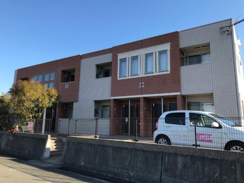 外観写真（昼） ヴェルデ