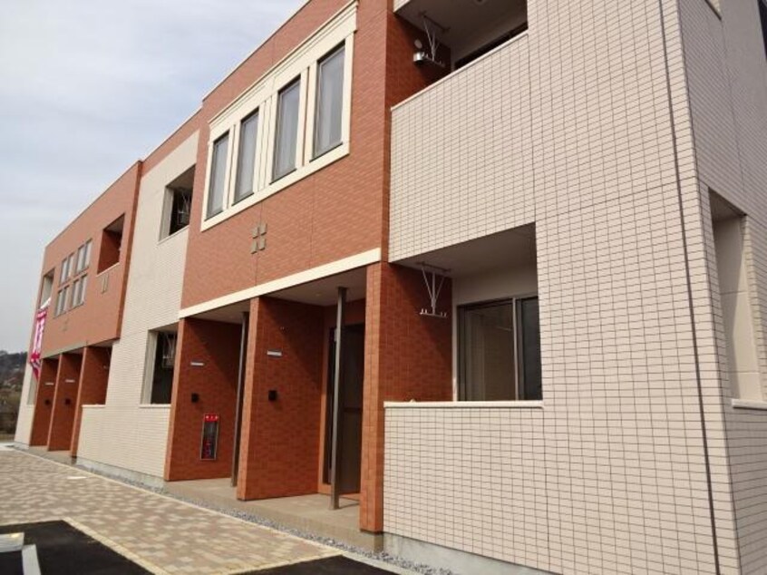 外観写真（昼） ヴェルデ