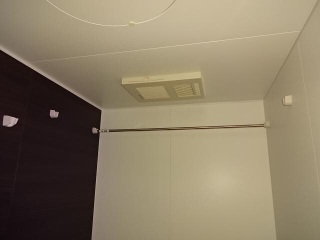 浴室物干し ヴェルデ