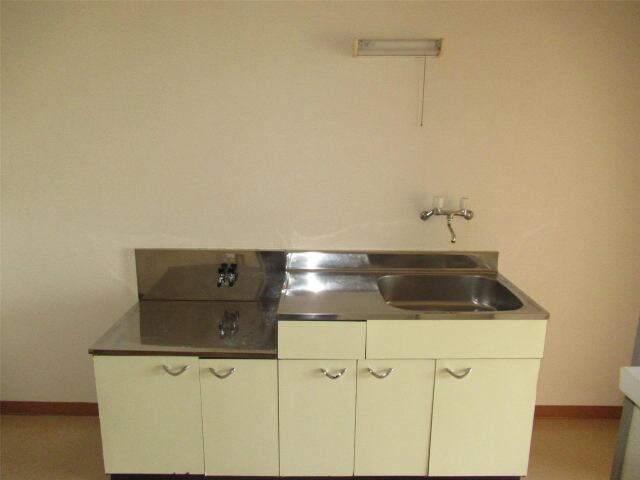  三恵マンションA棟