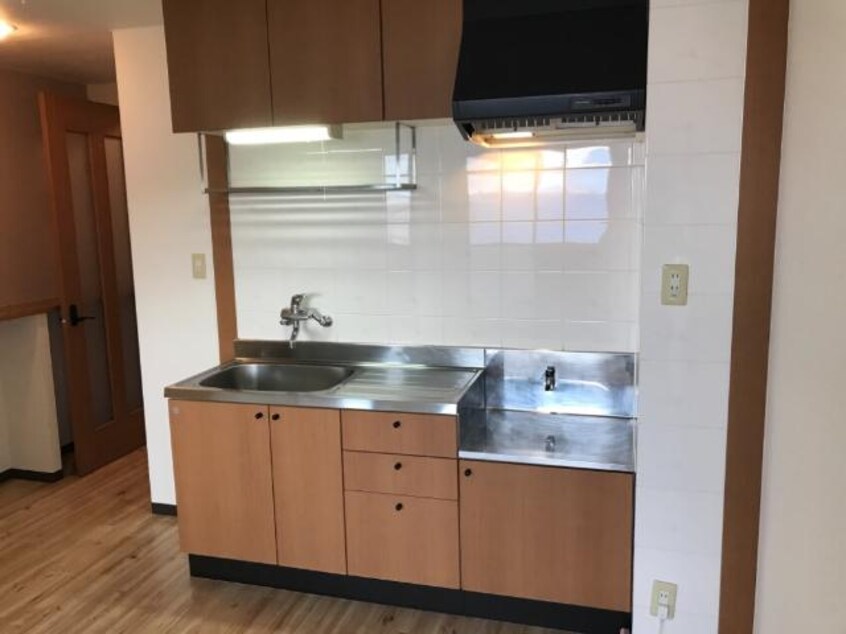 キッチン ヤマトハイツ