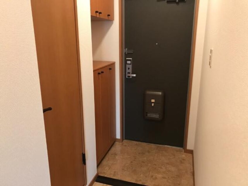 玄関 ヤマトハイツ