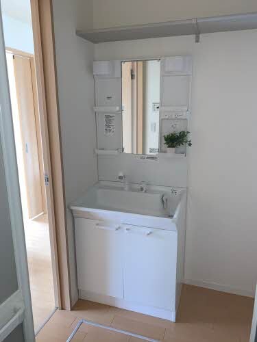  グランドール川口A棟