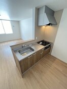  エルキュールB棟