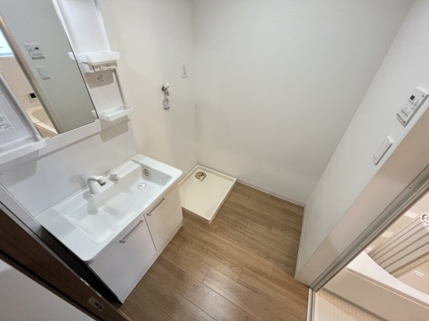  エルキュールB棟