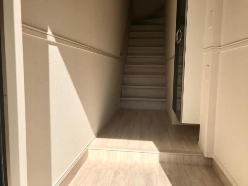 玄関 フレール　陽