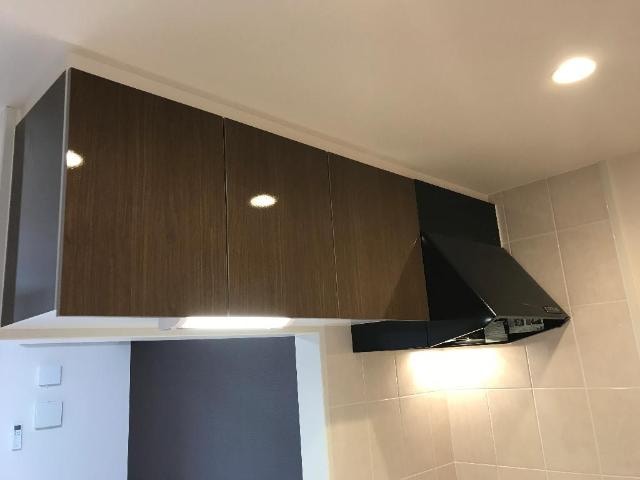 キッチン収納（反転）（イメージ） セントフィールドA