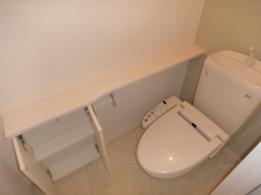  ファミーユスクエアー　Ａ棟