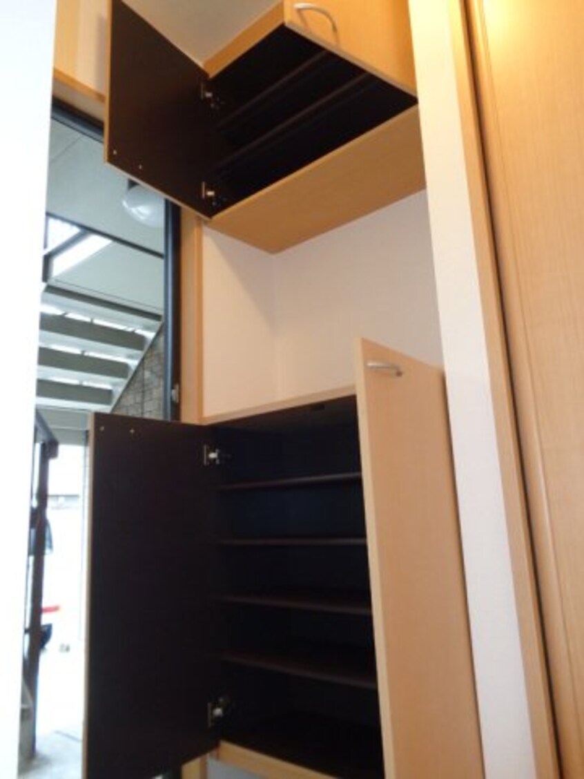  シティーハウス南手城2