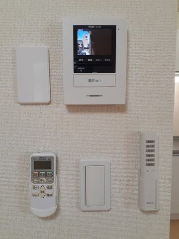  ジョリ　フィユ