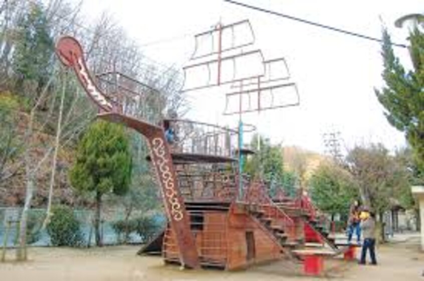 中須公園(公園)まで1763m エレガンテ　Ⅰ