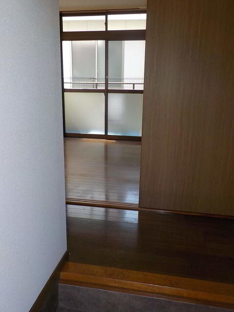 エメローズ高橋