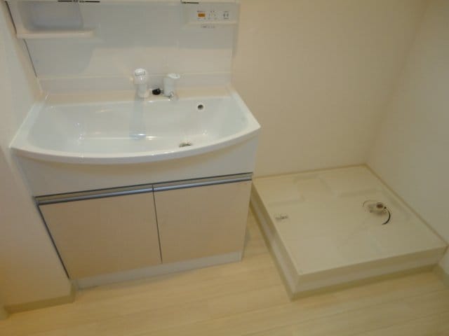 洗濯機置場 アルページュ