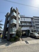 サンジャックガーデンの外観