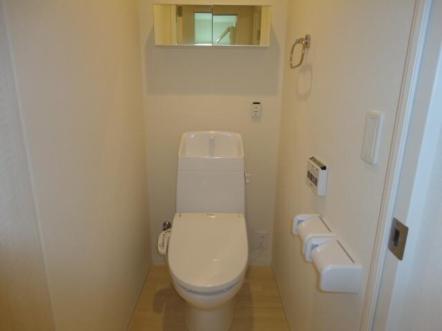 シャワー付トイレ アヴァンセ