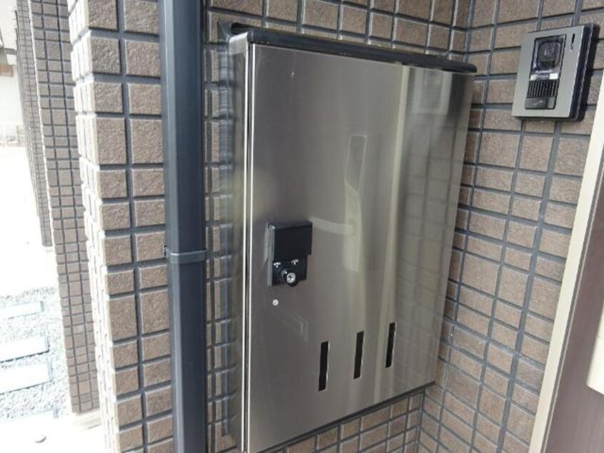 宅配ＢＯＸ ティエラ・セゾン