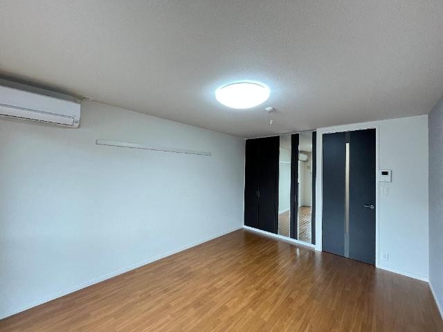 洋室 アジャート