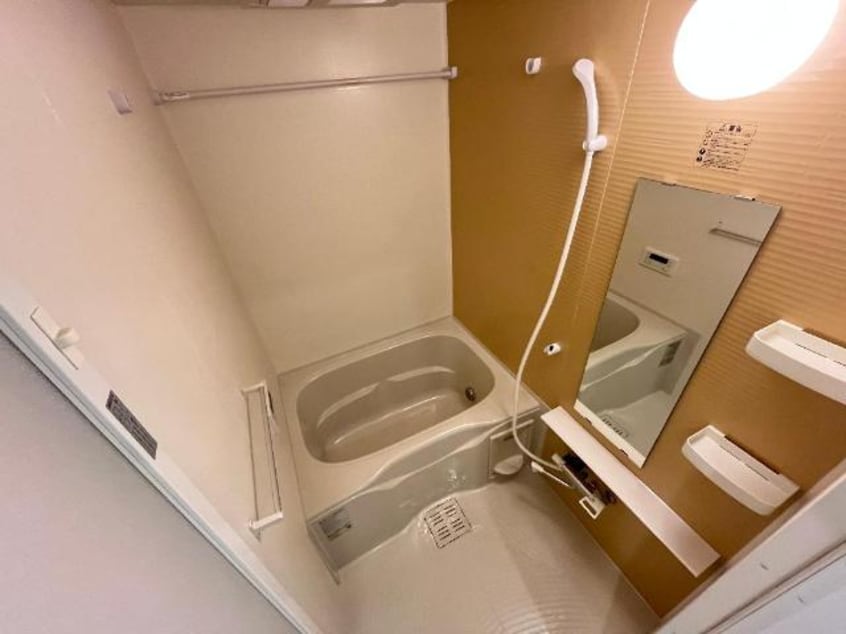 バス／シャワールーム等 ローラ