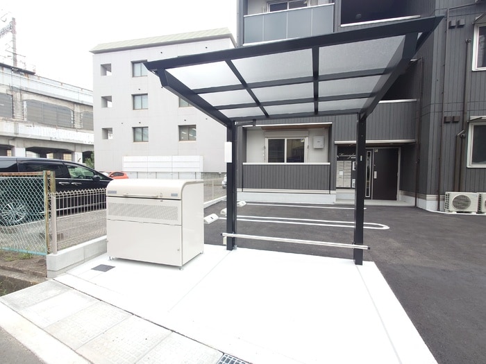  メラヴィリア西町