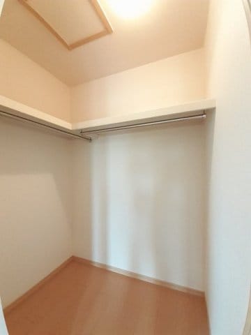  サンリット・スクエアＢ