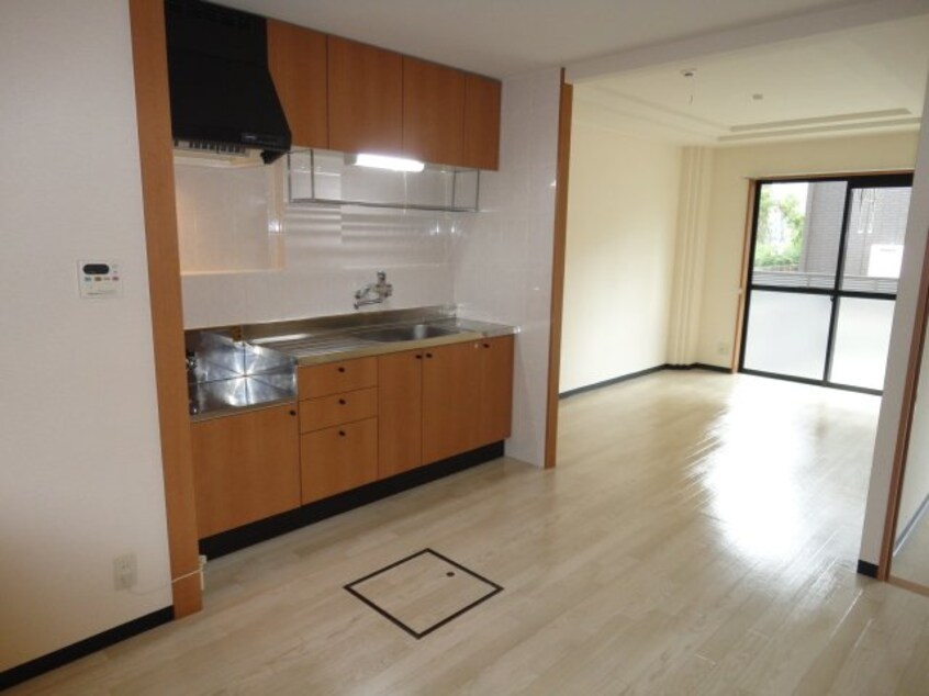 リビング グレース春日