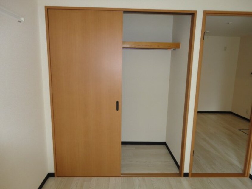 クローゼット グレース春日