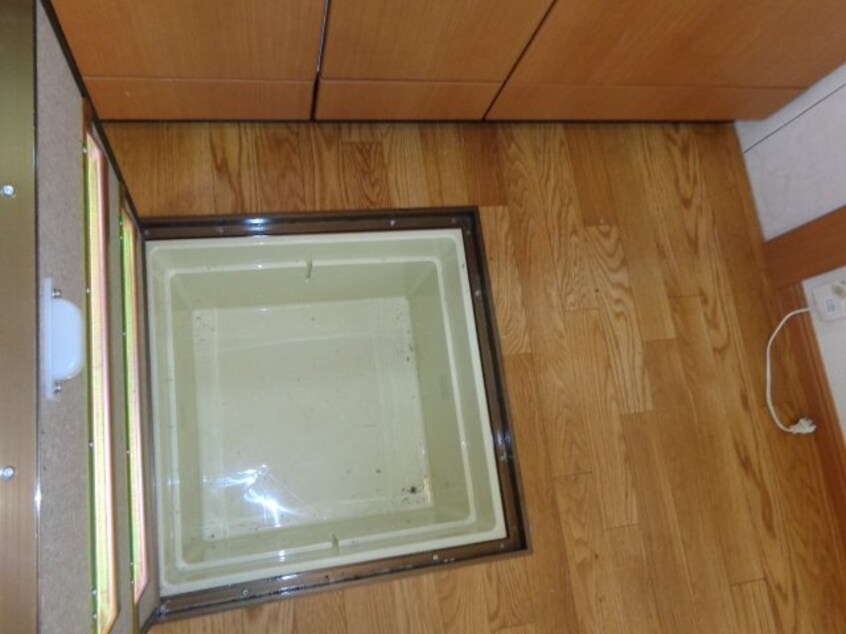 床下収納 ピーチヒルズ