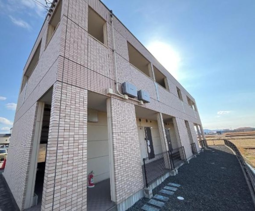 外観写真（昼） グランシャリオ