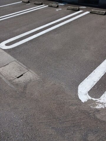 駐車場があります フレンドリーＫＵＢＯ　Ｂ