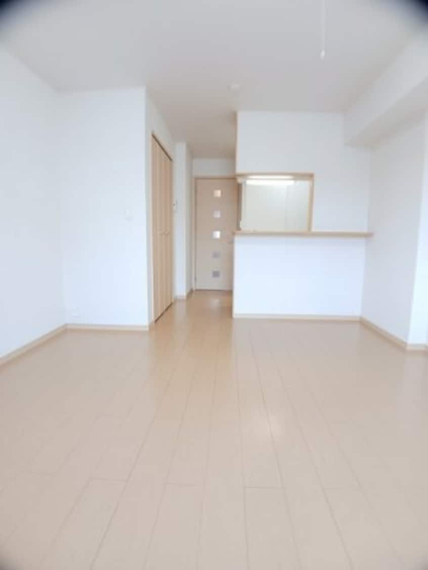 内装もきれいです サンウエスト