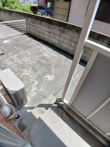 簡単な家庭菜園も楽しめるお庭です パレス・ニュールミネⅡ　Ｂ