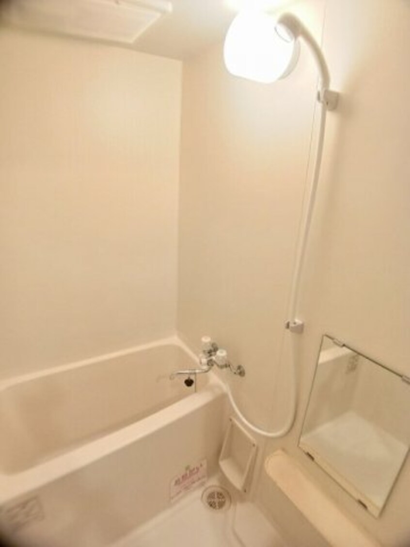 コンパクトで使いやすいお風呂です サニー・サイド３８８３　Ｃ