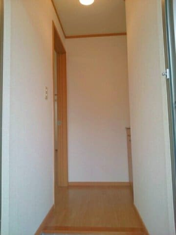 きれいな玄関です シャン・ミリューⅢ