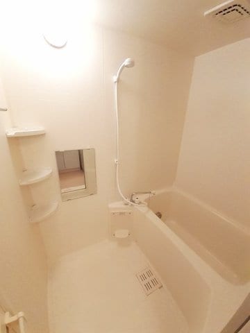 お風呂で日々の疲れを落としましょう ソルトアヴェニュー　Ａ