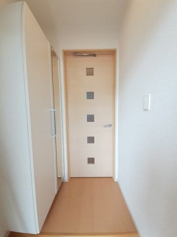 ゆったりとした玄関です ジェネシスⅡ