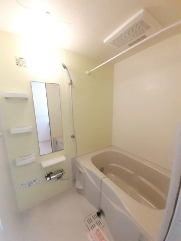 お風呂で日々の疲れを落としましょう ルルディ　Ｂ