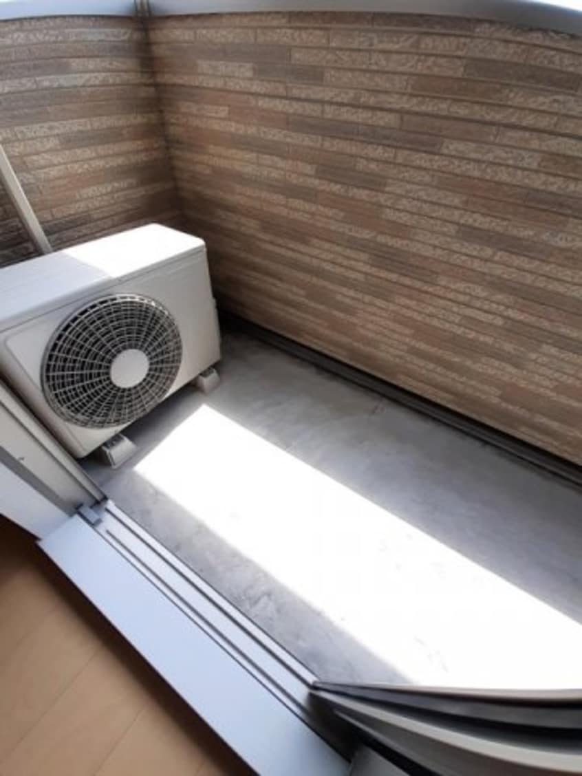 バルコニー付きです ルルディ　Ｂ