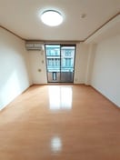  アムール・ＧＡＫＵ　Ｂ