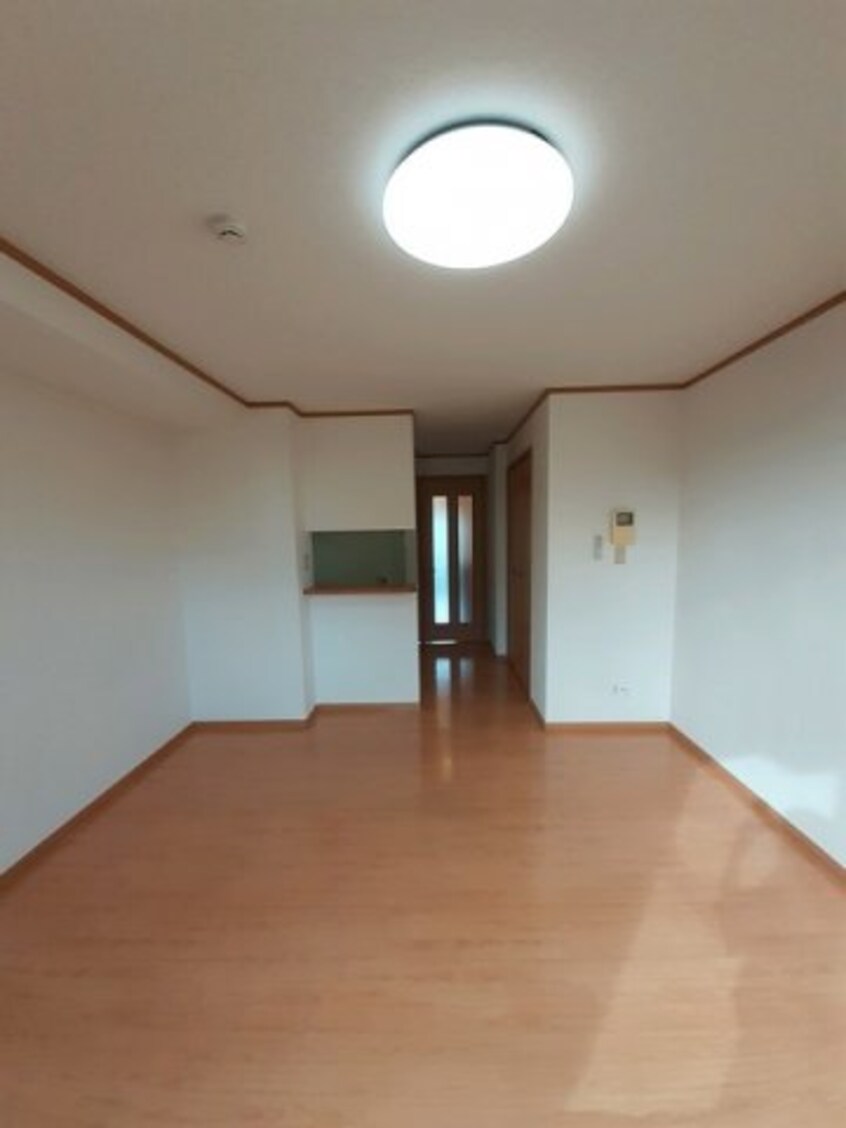  アムール・ＧＡＫＵ　Ｂ